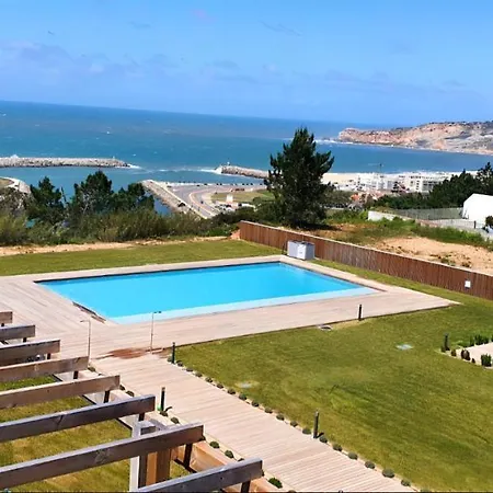 Flor Do Atlantico, Gym And Pool Apartment